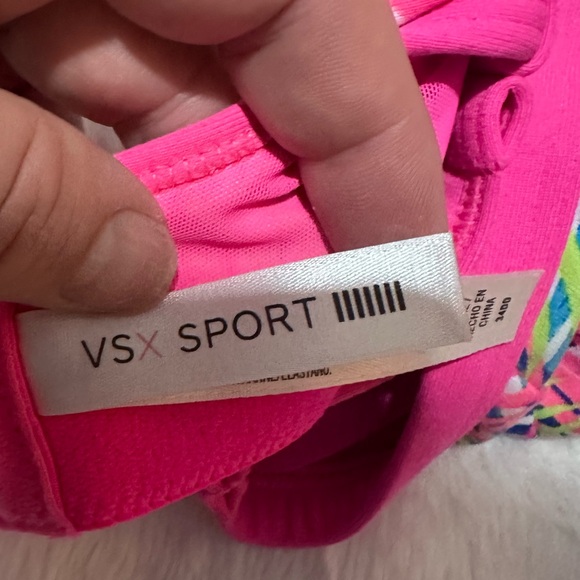 VICTORIA’S SECRET SPORTS BRA - Picture 3 of 5
